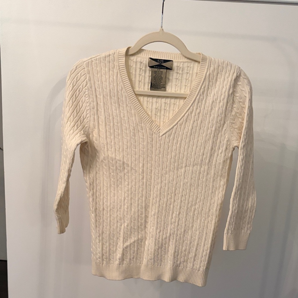 525 America Cream Cable Knit V-Neck Sweater Classic Ribbed Knit
